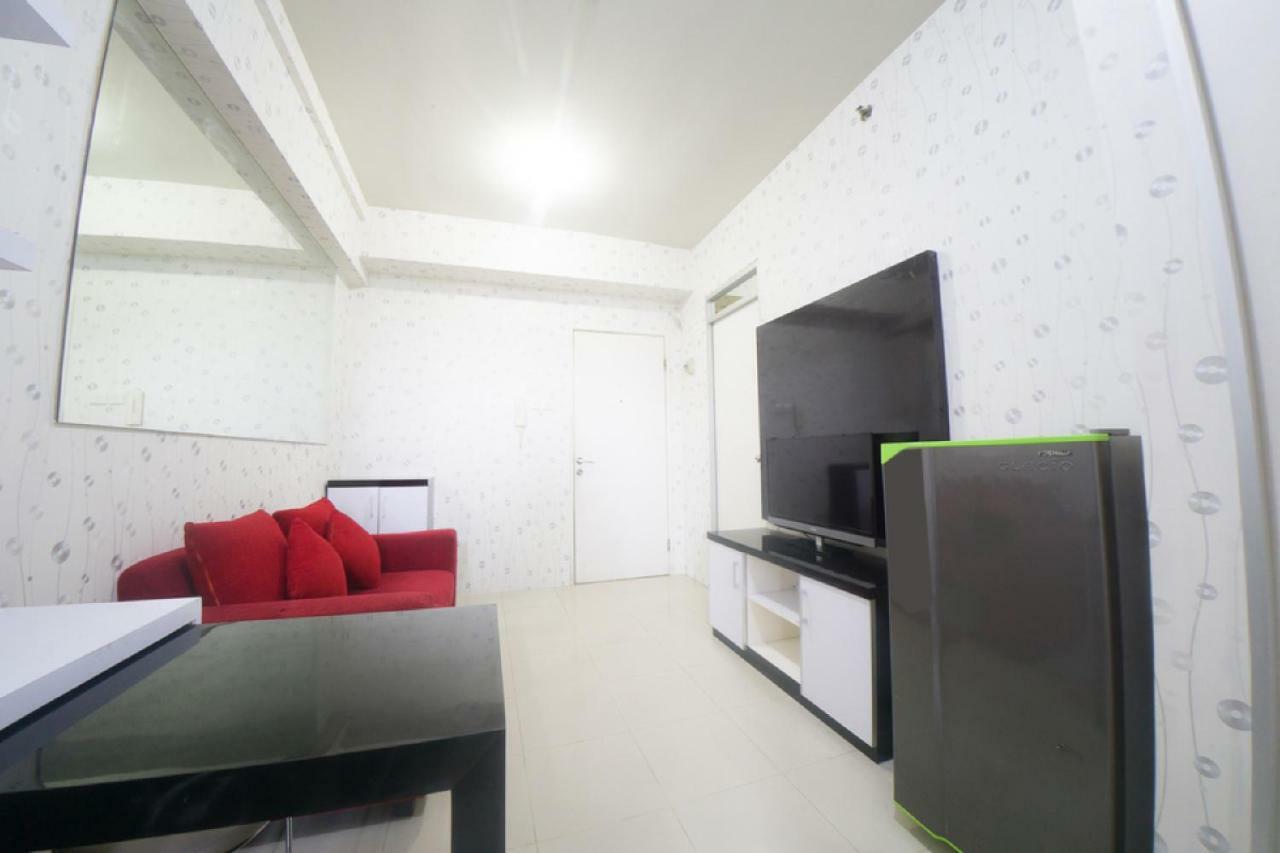 Reddoorz Apartment @ Pegangsaan Kelapa Gading 3 Jakarta Exteriör bild